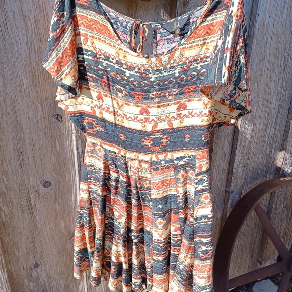 JACK Mini/Midi Dress - Picture 5 of 6